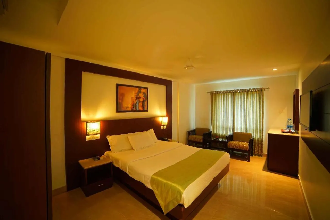 غوروفايور Lalitha Inn 3*,